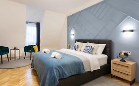 Design 1Bdr Loft Near Kvaternik Square