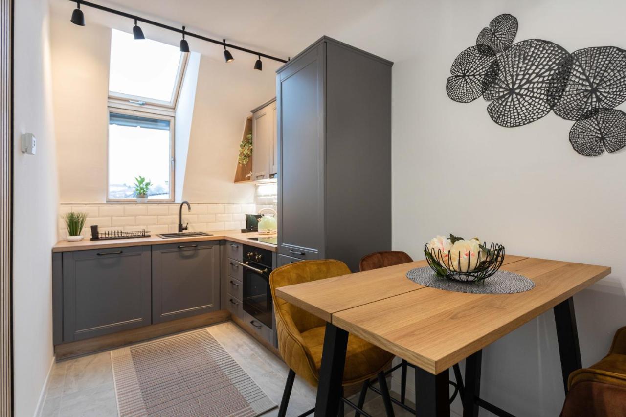 Appartamento Design 1Bdr Loft Near Kvaternik Square Zagabria Esterno foto